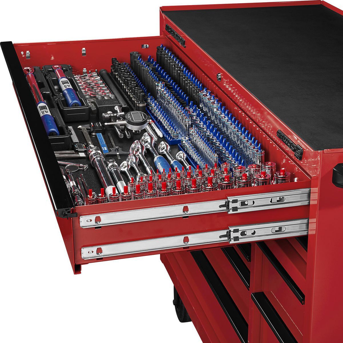 56 in. x 22 in. Red Roll Cab S70594