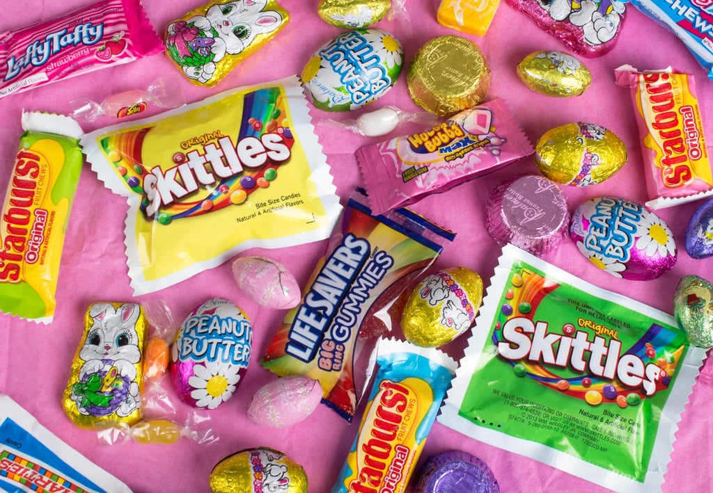50 Pre-Filled Easter Eggs with Candies, Chocolates & Toys Q9235