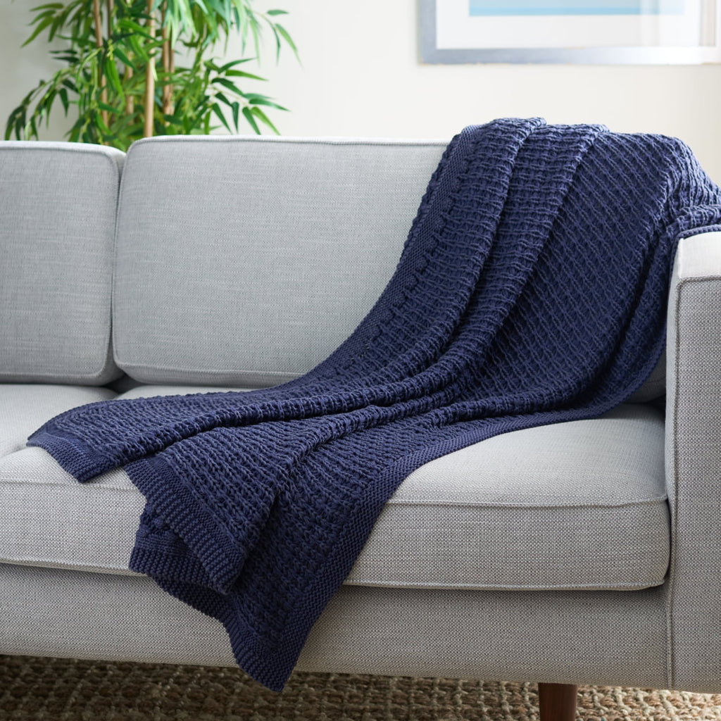Solid Braided Throw 50" x 60" O4045