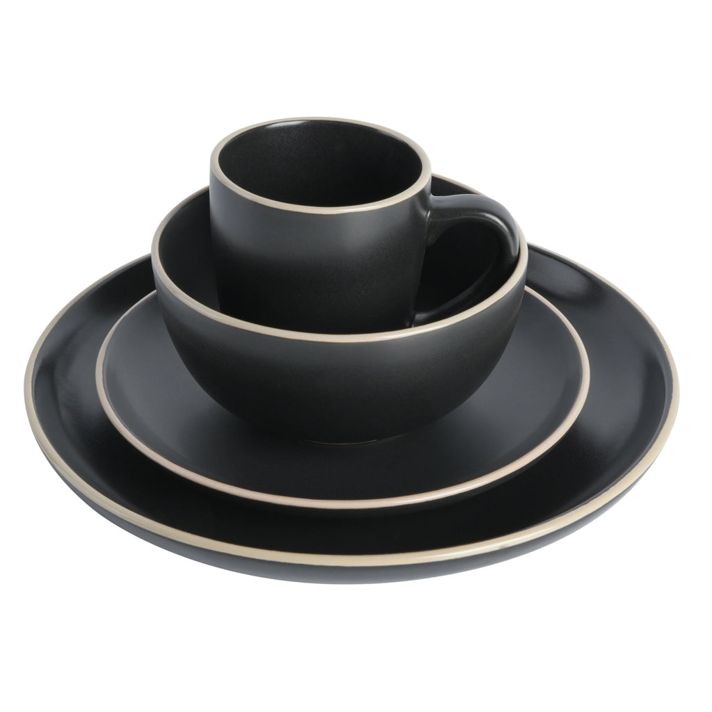32 Piece Black Dinnerware Set T667435