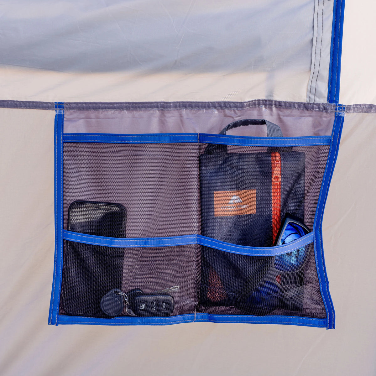 16-Person 3-Room Cabin Tent with 3 Entrances D1838