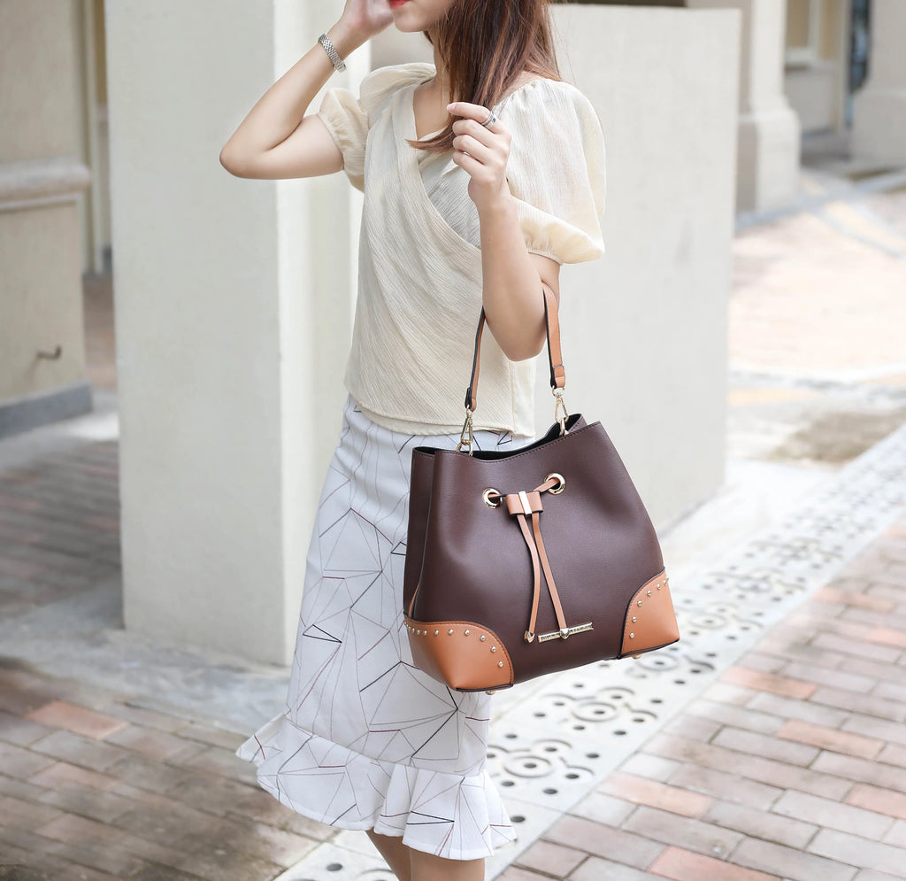 Black Vegan Leather Bucket Bag & Wristlet Wallet 2-Piece Set Q231573