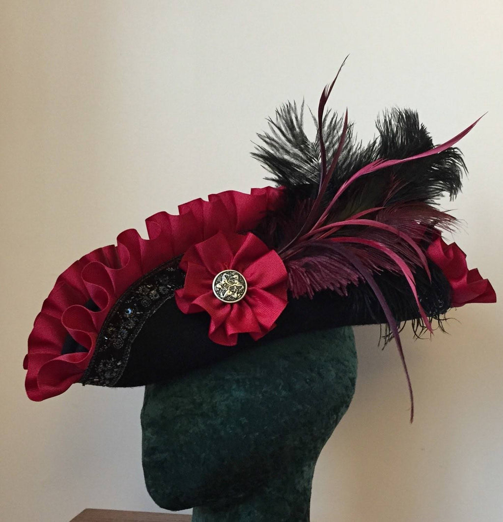 Black Crimson Red Gothic Tricorn Pirate Hat N918877