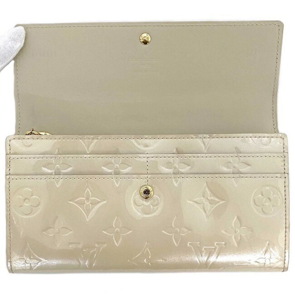 Pre-Owned Beige Monogram Verni Patent Leather Long Bi-Fold Wallet S82059